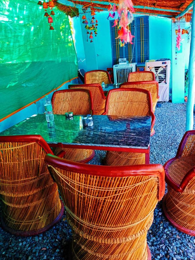 Veera'S Hostel Pushkar Ngoại thất bức ảnh