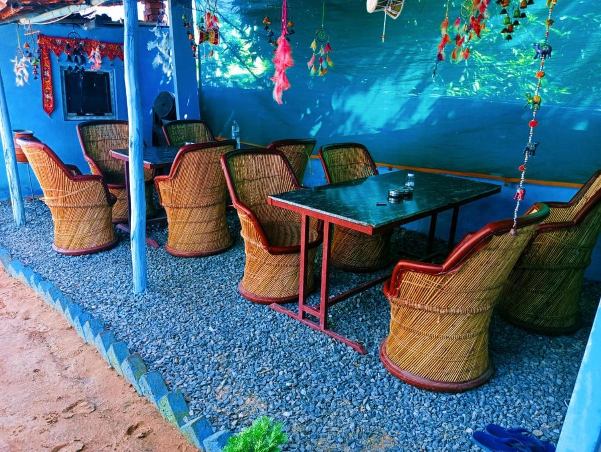 Veera'S Hostel Pushkar Ngoại thất bức ảnh